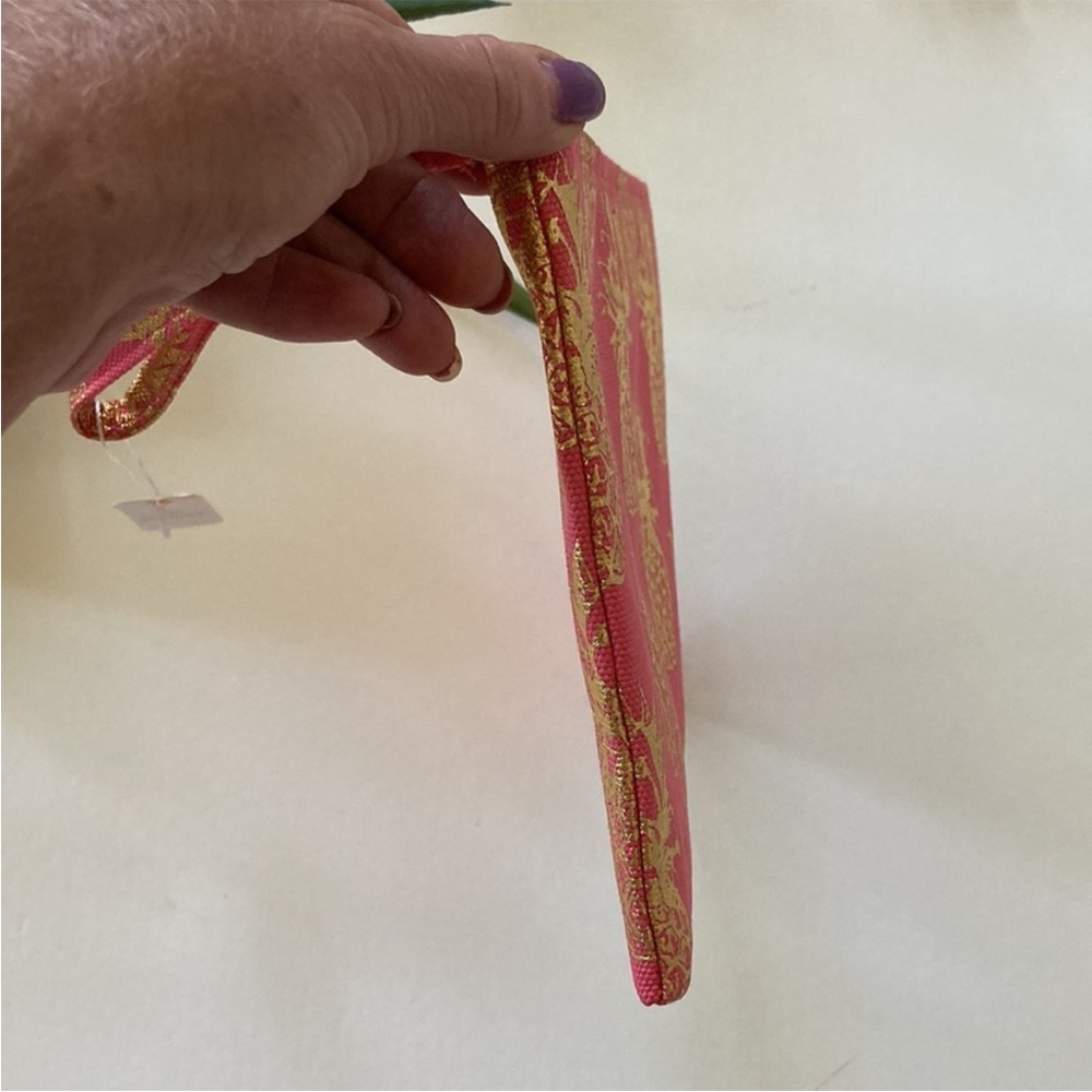 Pink & Gold Foil Pineapple Wristlet/Cosmetic Bag - Picture 6 of 9